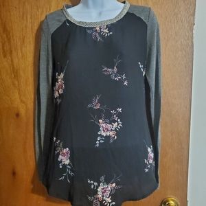Maurices Long sleeve floral blouse